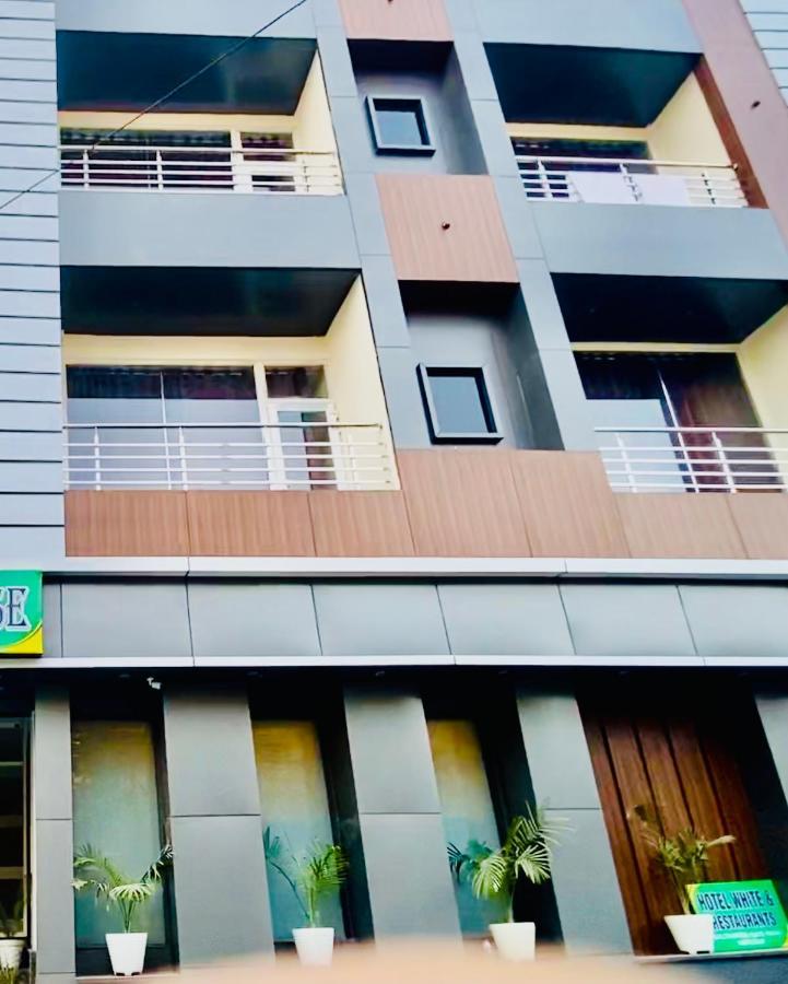 אמריצר Stay Near Golden Temple By An Hotels מראה חיצוני תמונה